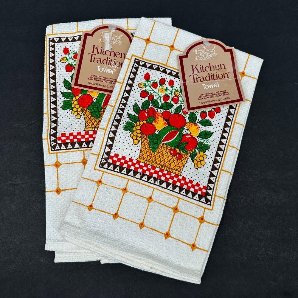 Vintage Riegel Kitchen Traditions Hand Towels LOT of 2 Fruit Basket Textured NWT
